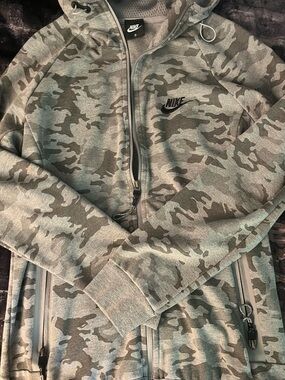 Nike Green Camo Full-Zip Hoodie